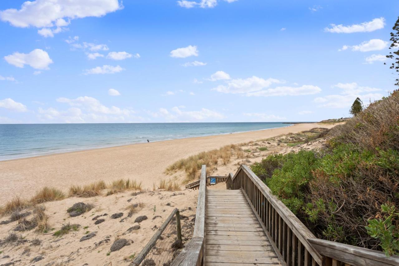 Christies Beach Beachside Escape On The Esplanade 아파트 외부 사진